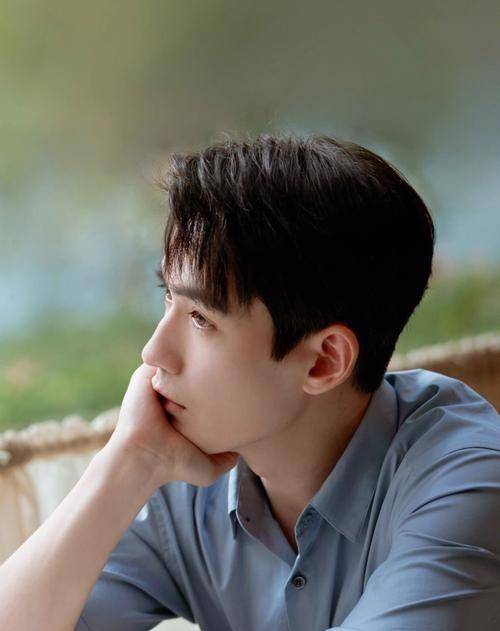 35岁朱一龙伤情已逐渐康复!