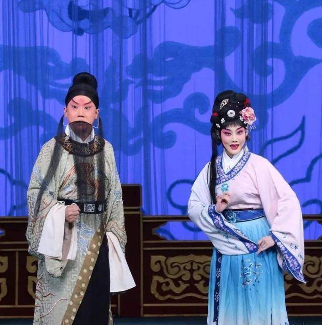 北京京剧院朱虹和张凯的《马前泼水》很不错,但是不如李晓兰版本_名家