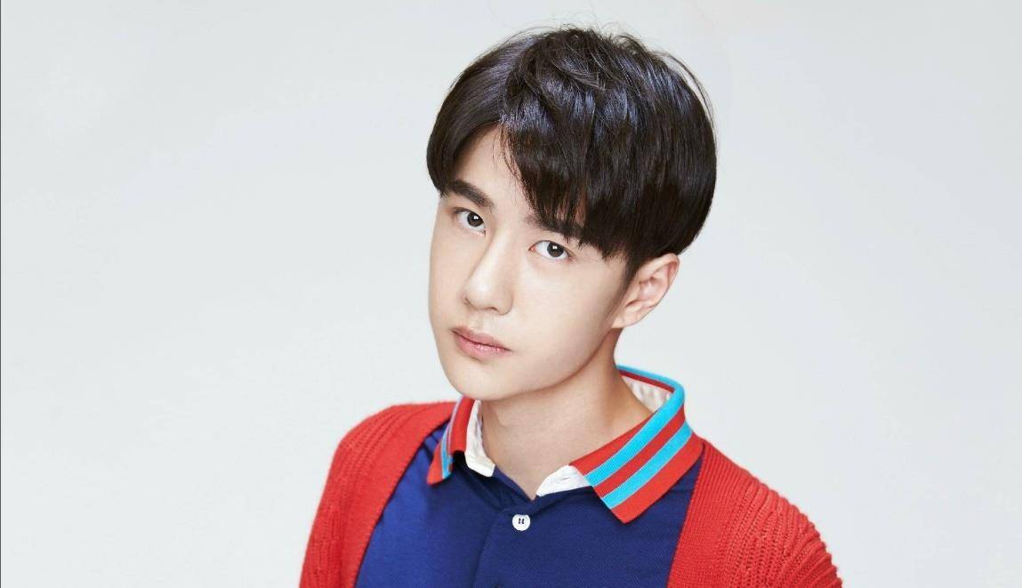 年龄_人气_伯庸