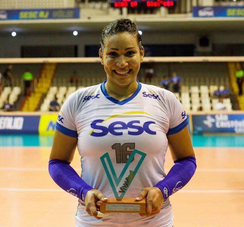 巴西排协认可变性女排球员参赛,坦达拉称"不公平"却被网友大骂_比赛