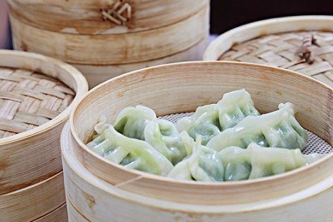 立冬就要吃饺子,但不要只用韭菜了,多加一味,鲜香嫩滑又营养(图1) 立冬就要吃饺子,但不要只用韭菜了,多加一味,鲜香嫩滑又营养(图1)