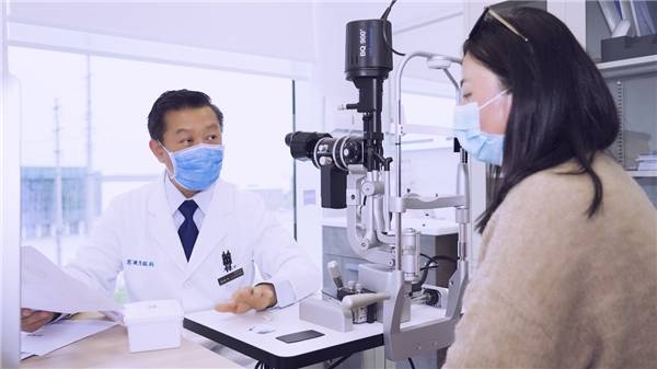 中国屈光手术如何持续引领世界|专访北京茗视光眼科周跃华教授_患者