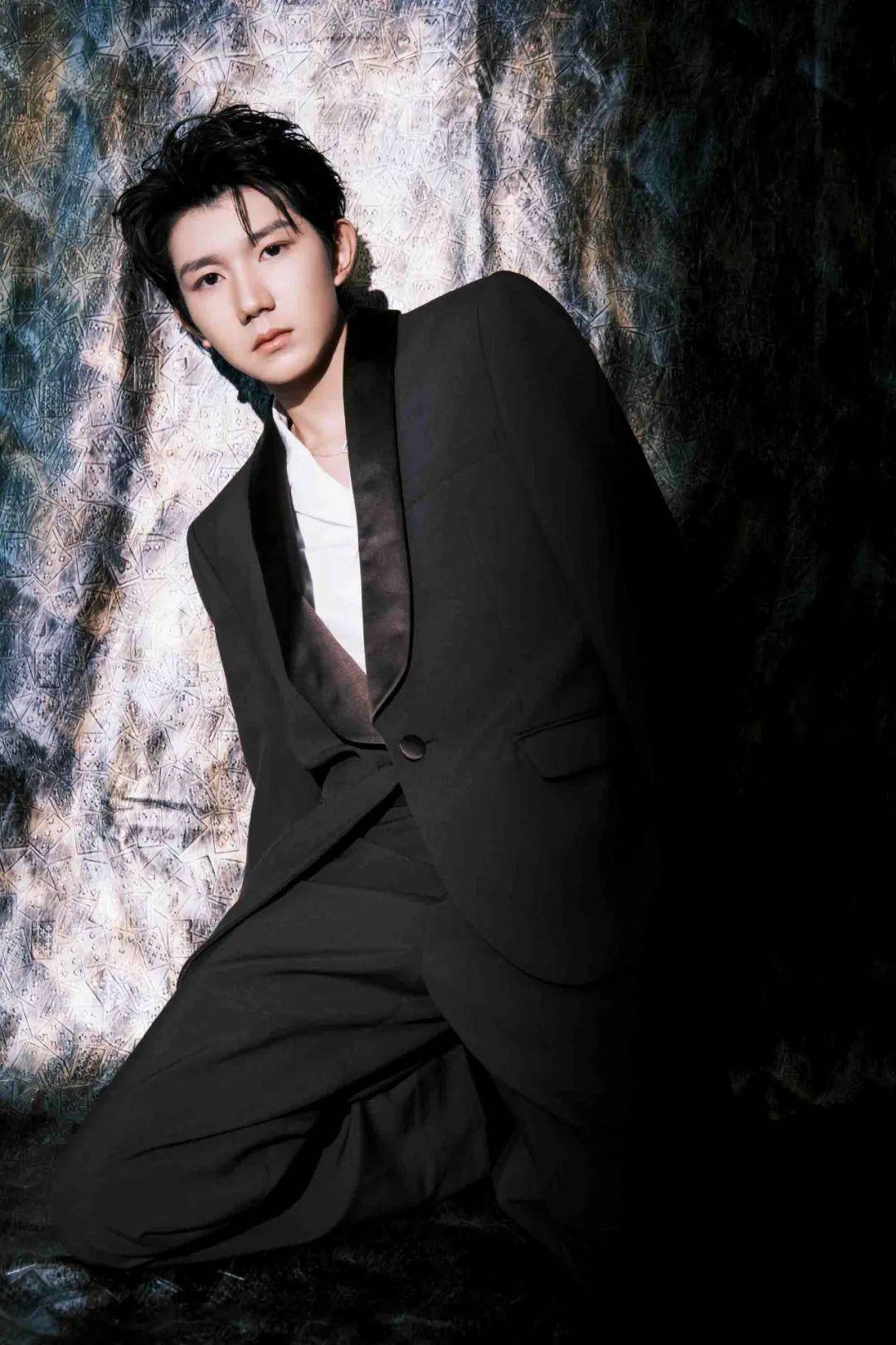 王源发展?关晓彤热度?刘昊然蹭热度?_八哥_想法_方面