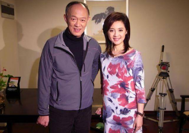 老戏骨金士杰和他背后的两个女人,一个暖人心,一个伴一生_叶雯_孩子