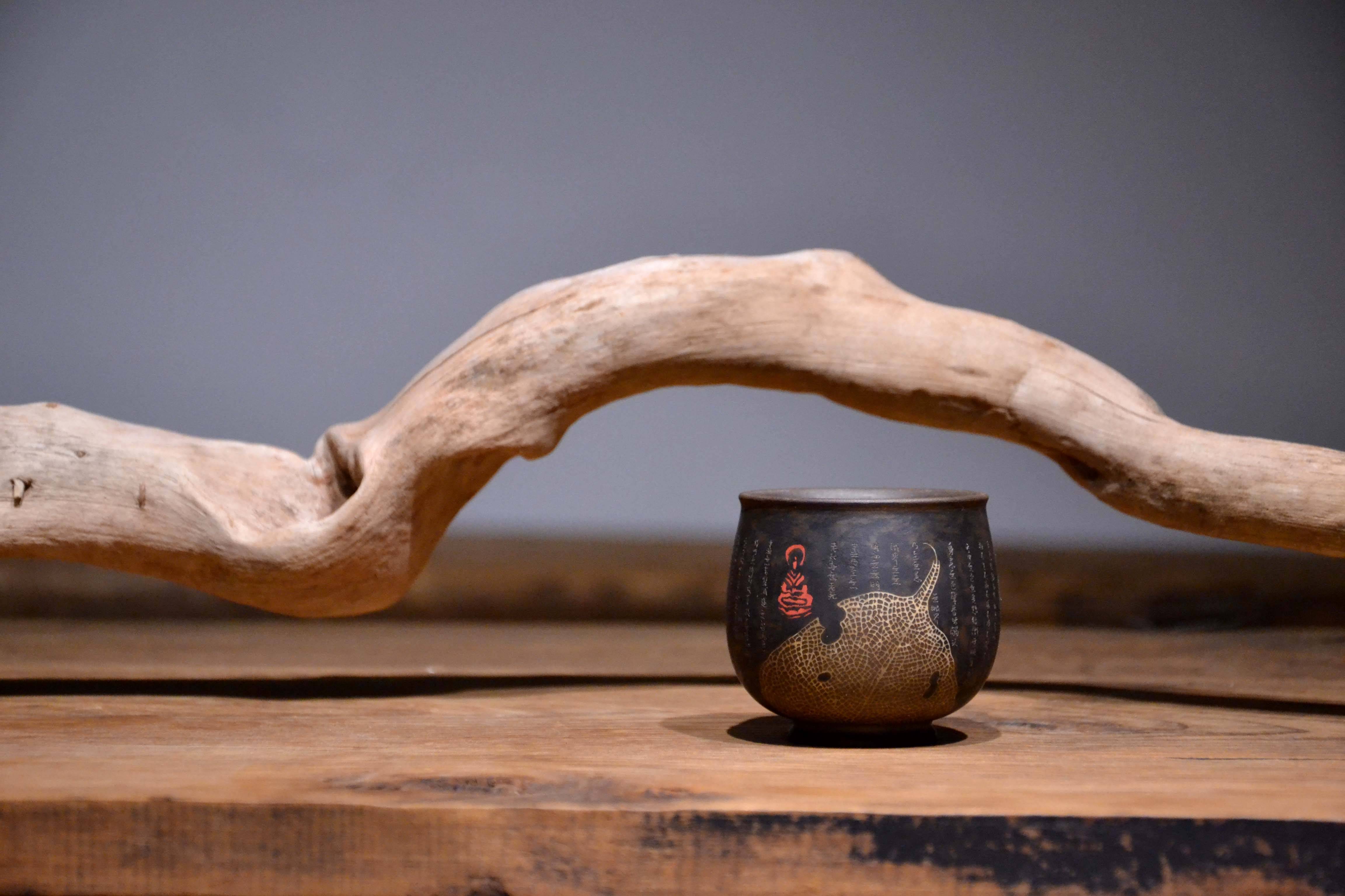 陈七铭建水紫陶菩提心经壶传统工艺新颖设计可谓一叶世界