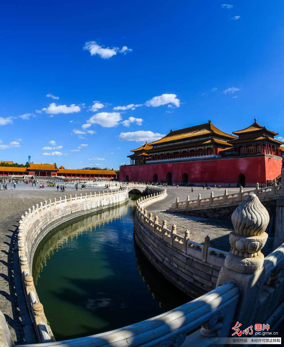 北京故宫瑰丽神圣