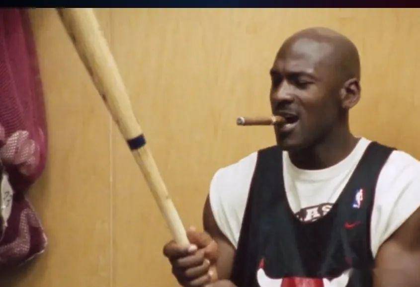 科比只配第9骂队友废柴真够狠