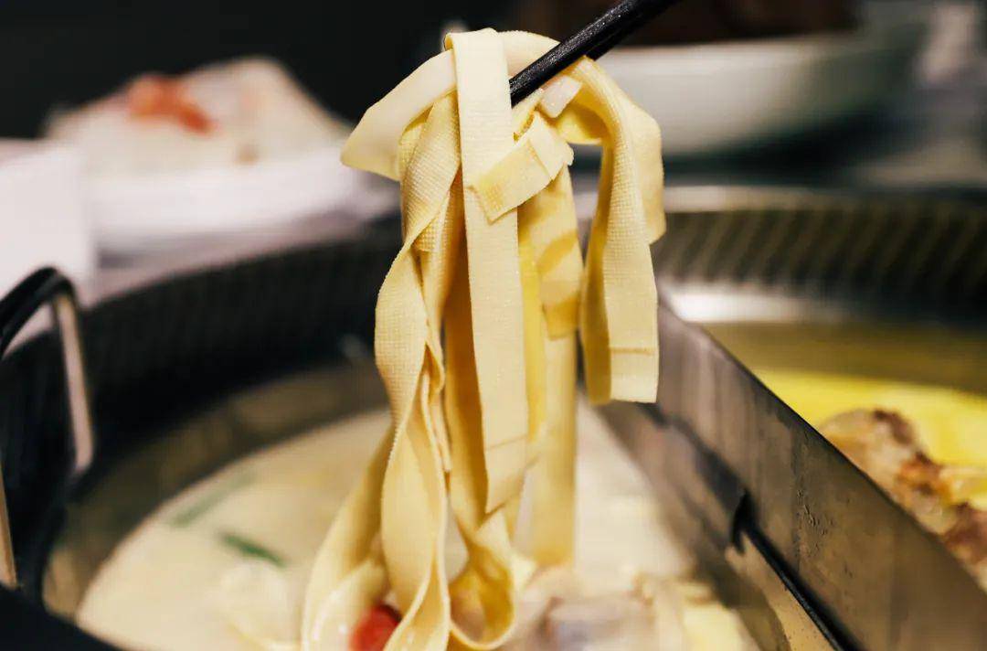 老厦门人吃了14年的骨汤火锅,仅一年就刷新了福州火锅top榜!