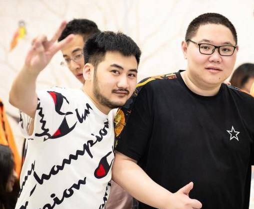 茄子要加入小象互娱网友表示下饭三人组终于凑齐了