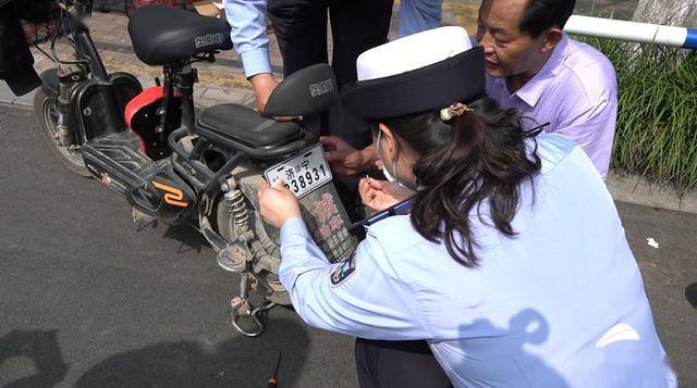 济宁电动车挂牌延期至8月底 电摩需挂摩托车牌上路