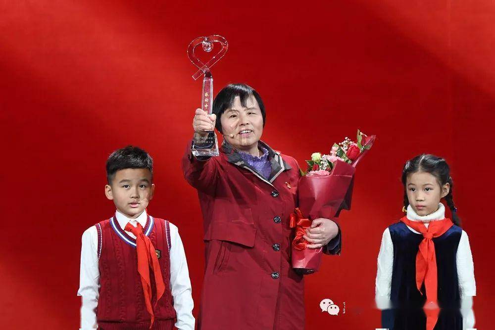 嘉兴盲人朱丽华获感动中国年度人物丨嘉视觉