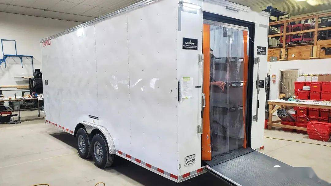 为缓解医院停尸房压力美国出现移动停尸挂车