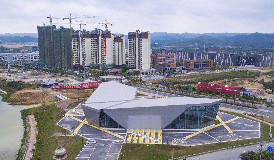 江东新区推进众多高端产业和高端城市功能向高铁新城集聚