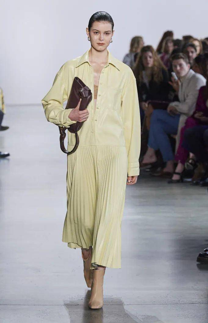 2021春夏女装色彩流行趋势