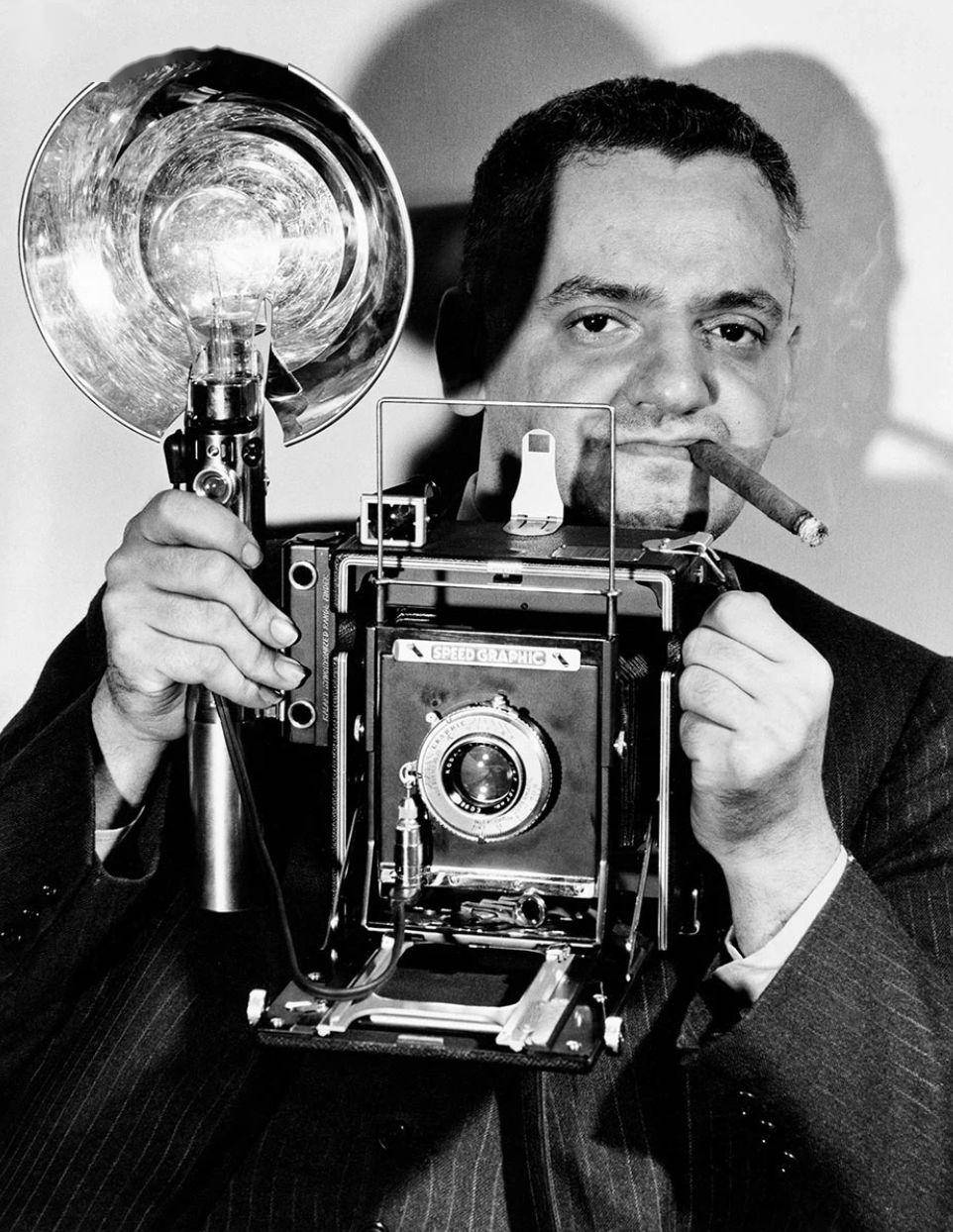 【佳作赏析】拍新闻最快的摄影师,照片印成邮票在马格南卖100刀一张!