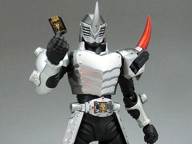 假面骑士龙骑!no.7坚甲!拥有的卡片以及功能分析!让你大开眼界