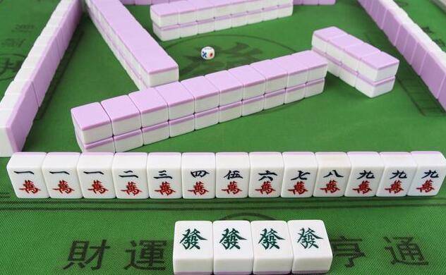 神奇!打麻将学会这招,直接猜测对手胡哪张牌