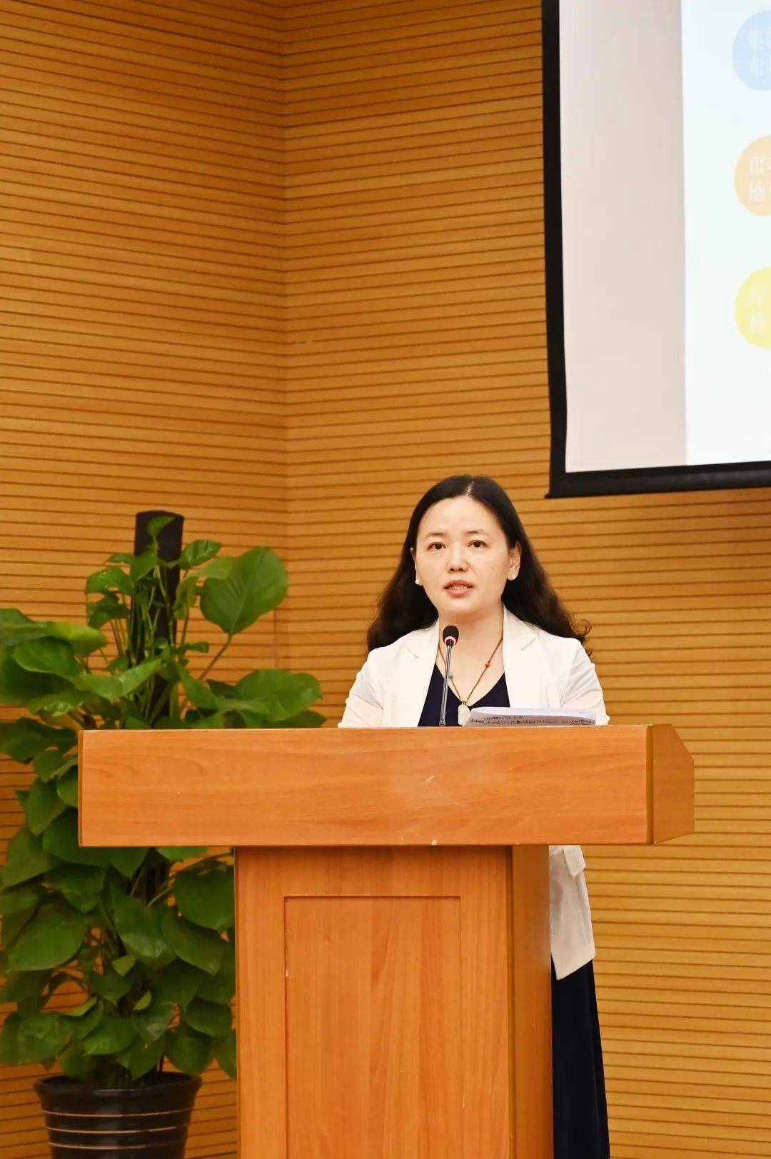 工商银行静安支行行长陈磊建设银行上海分行普惠部副总钱晓青上海