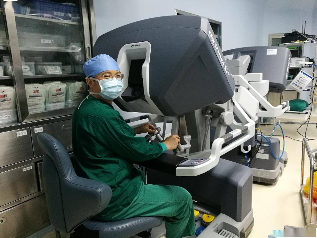 陈明远教授是目前全世界开展这一新术式手术量最多的权威专家之一