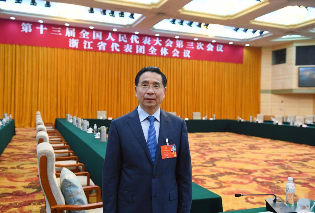 两会专访丨全国人大代表郑杰谈如何化危为机发力新基建:推动数字"战疫