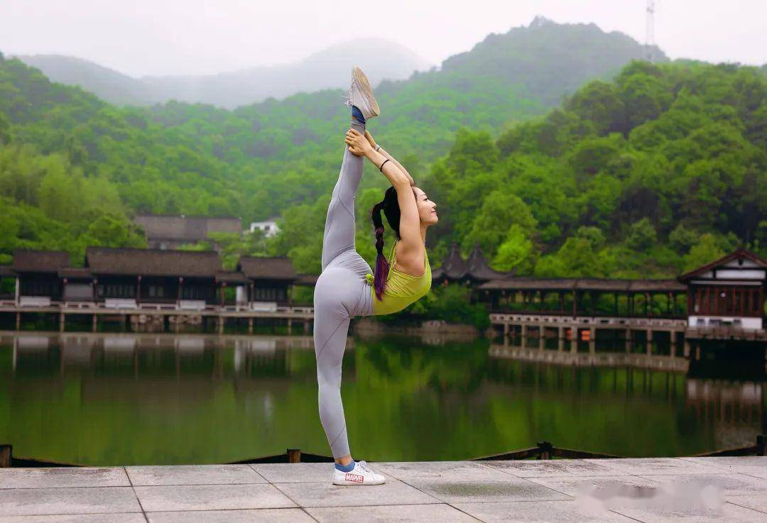 【工作坊】fay倒立后弯脚绕头提升课(9月18-20常州·舍)