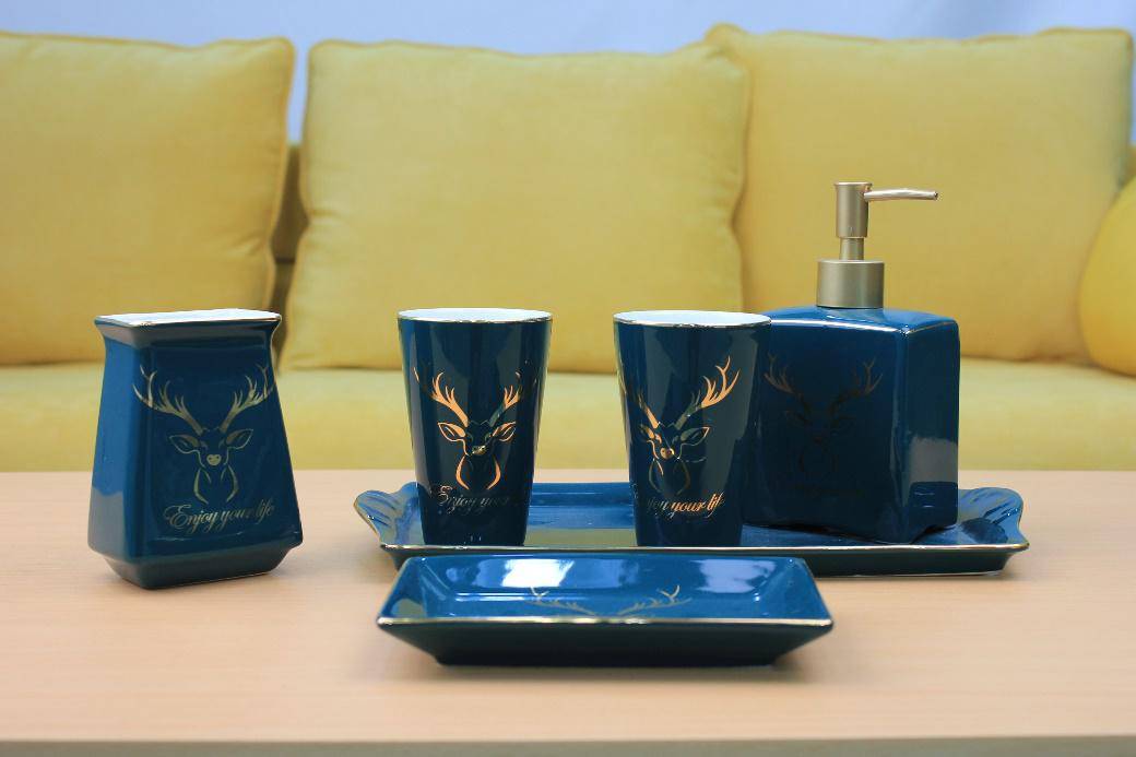 这家老牌市场,开出了ins风格"透明共享直播室"