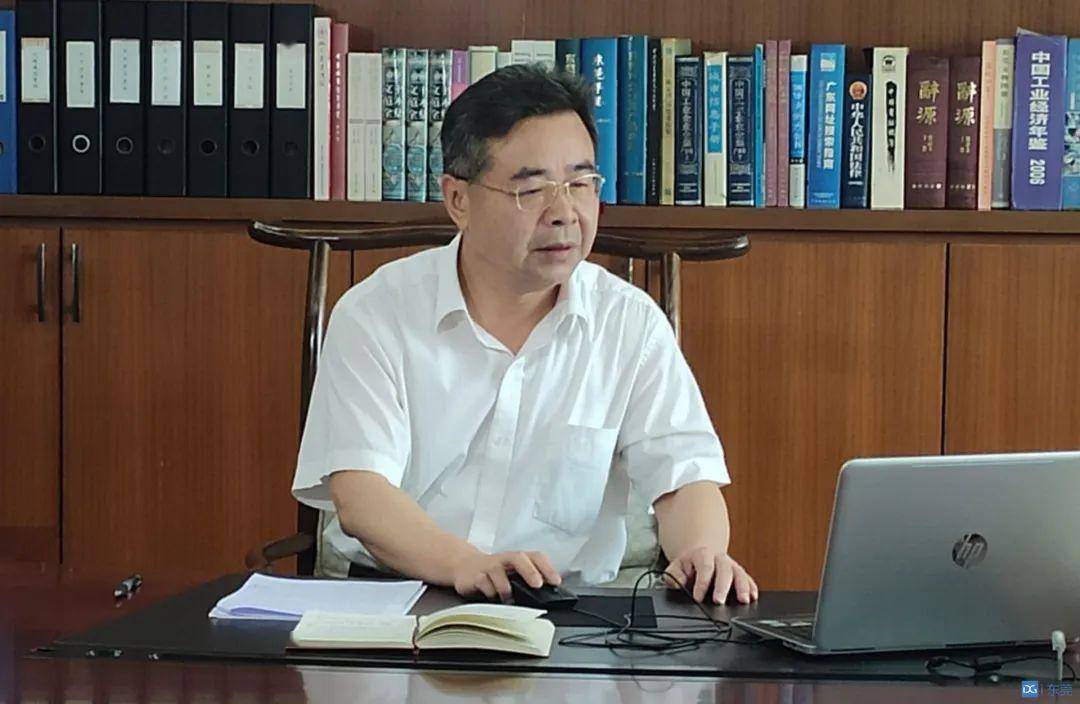 唯美集团董事长黄建平:两会上再为陶瓷行业发展建言献策_手机搜狐网