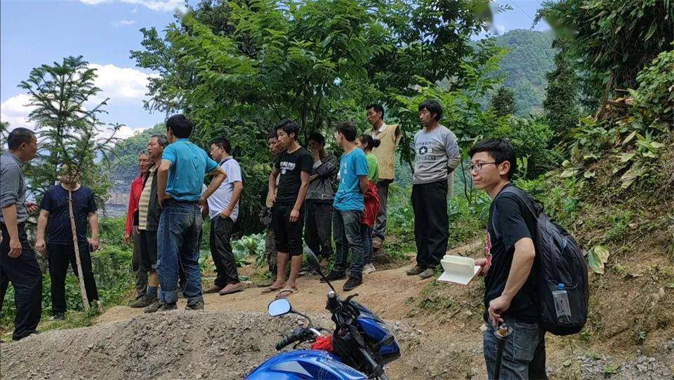危难时刻显担当巧家垭口村监委会主任赵升高冲在救灾核灾最前线