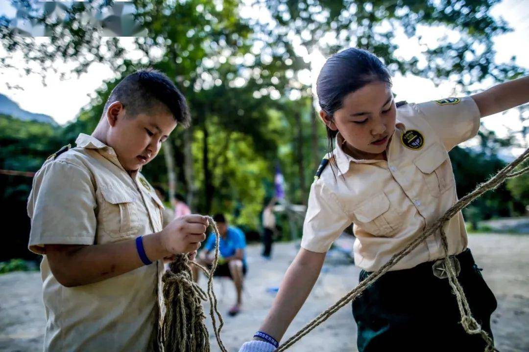 绑架夏令营 孩子图片