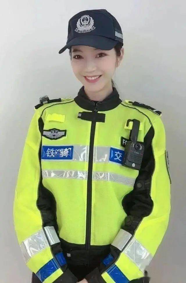 温州女交警图片
