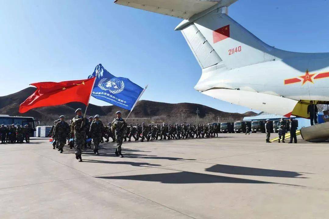 中国蓝盔参加维和行动30周年!