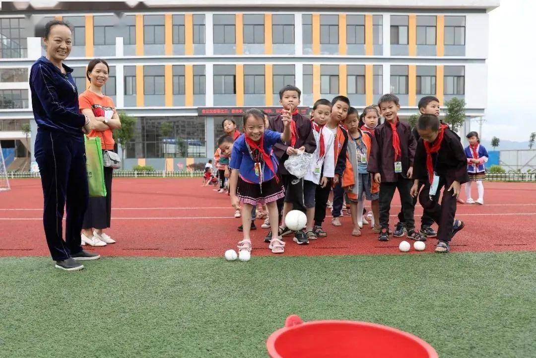 江川小学庆祝六一暨感党恩颂祖国主题活动