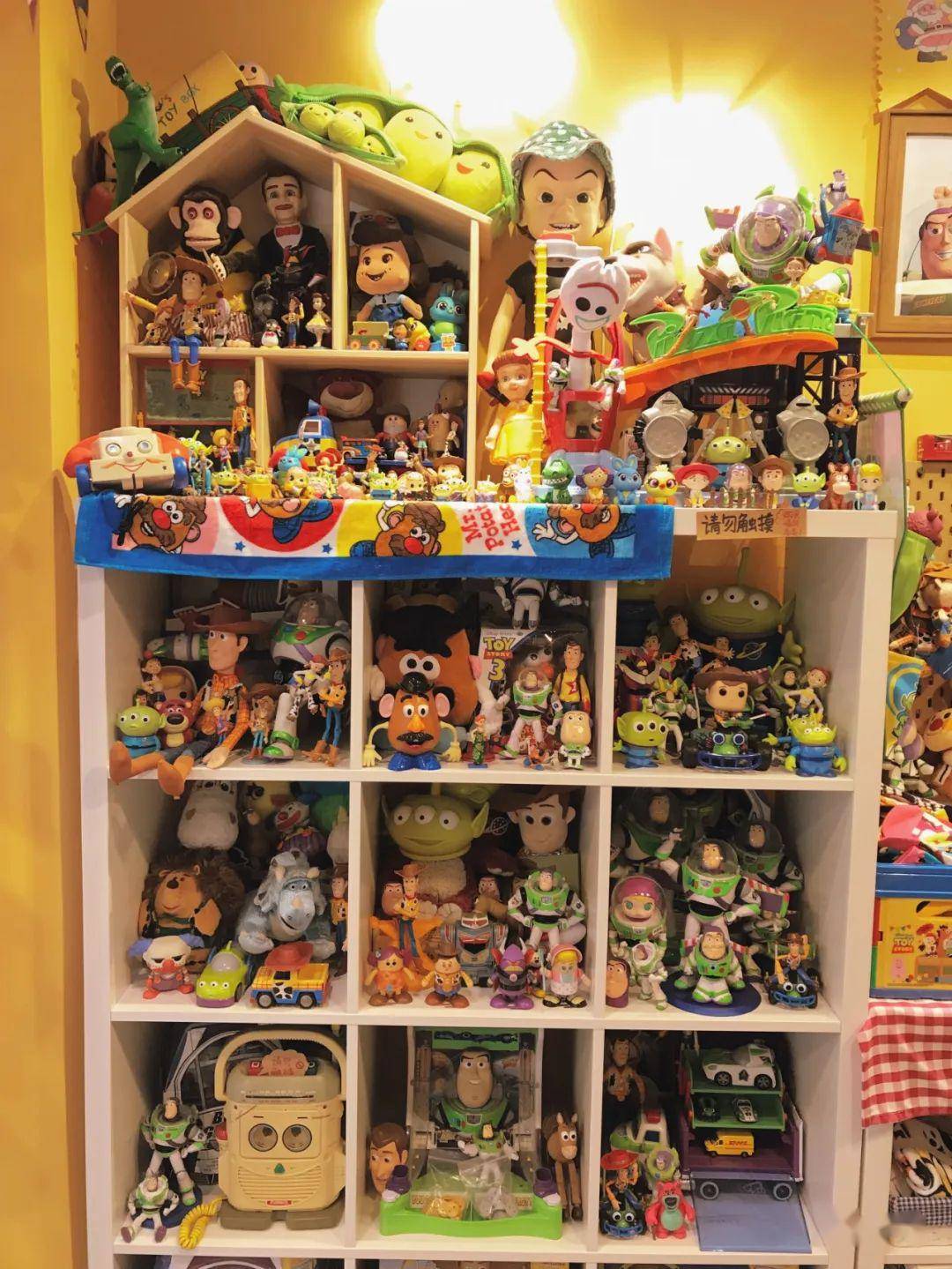 "杭州这些玩具店,卖出了大人小孩童年的旧时光