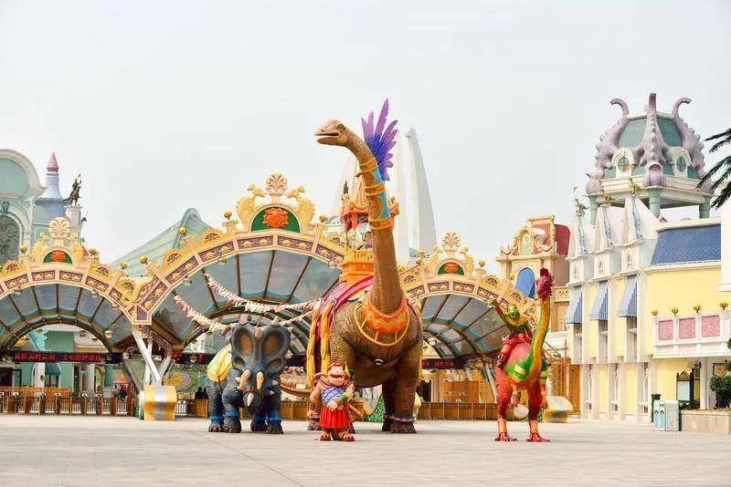 中华恐龙园与常州的故事5月18日,徐州方特乐园项目正式开工;5月20日