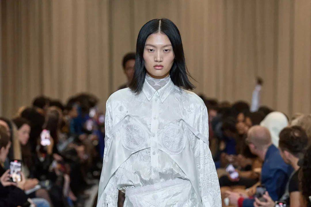 2023 Spring/Summer International Fashion Week | Hua Yilan's show record ...