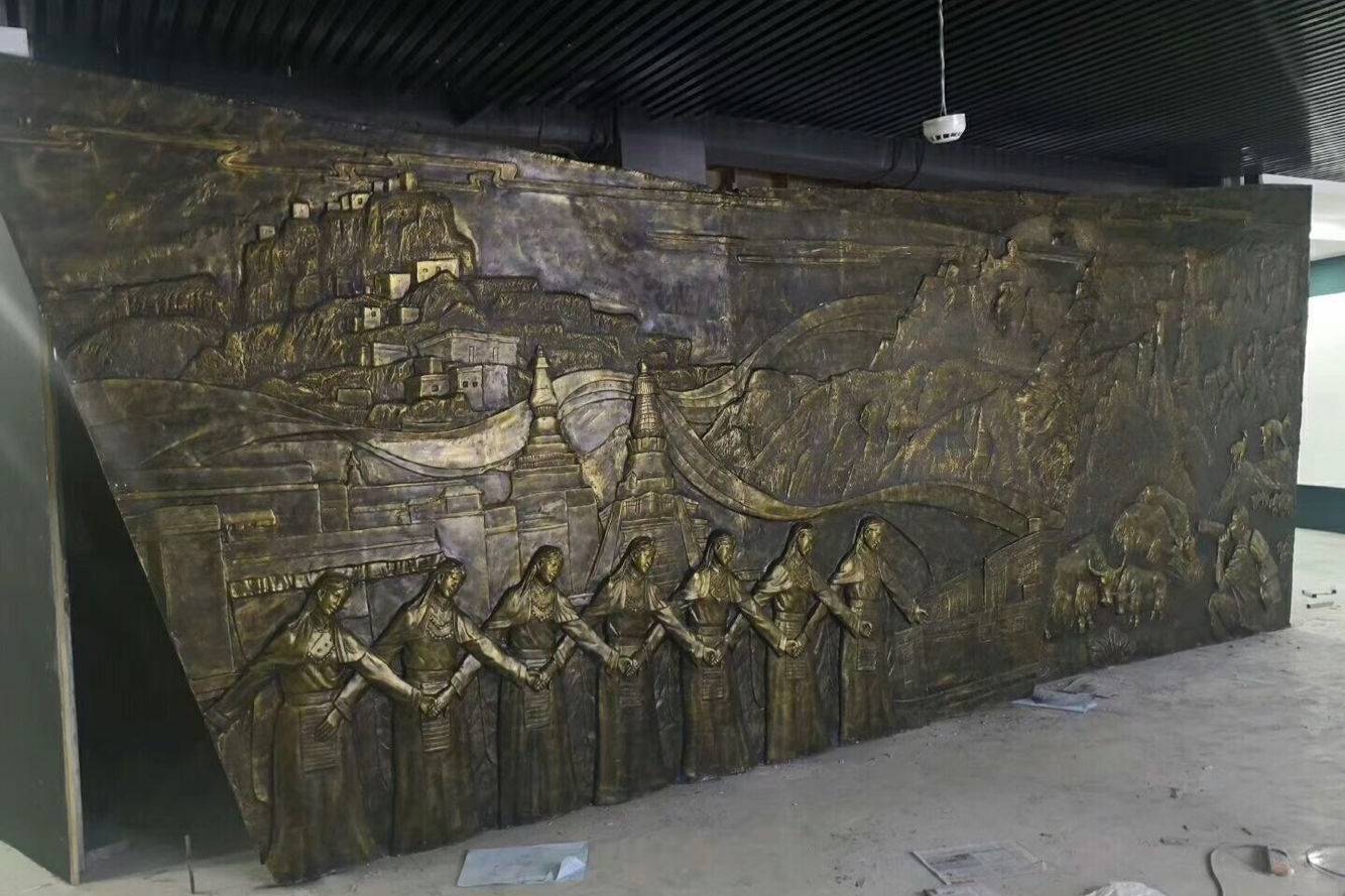 民族大团结浮雕设计