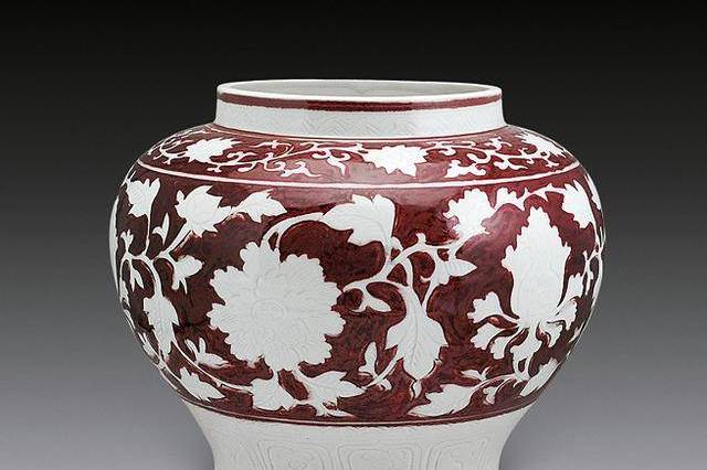 宋時代 釉里紅壶 明洪武釉里紅花卉紋玉壺春瓶| Chinese Art | 2025 | Sotheby's