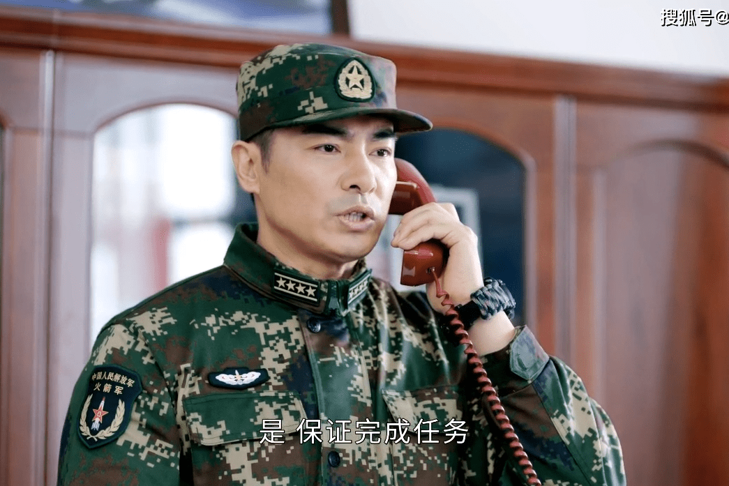 战刃连得到百里挑一的发射任务本是件高兴的事但要发射受损弹