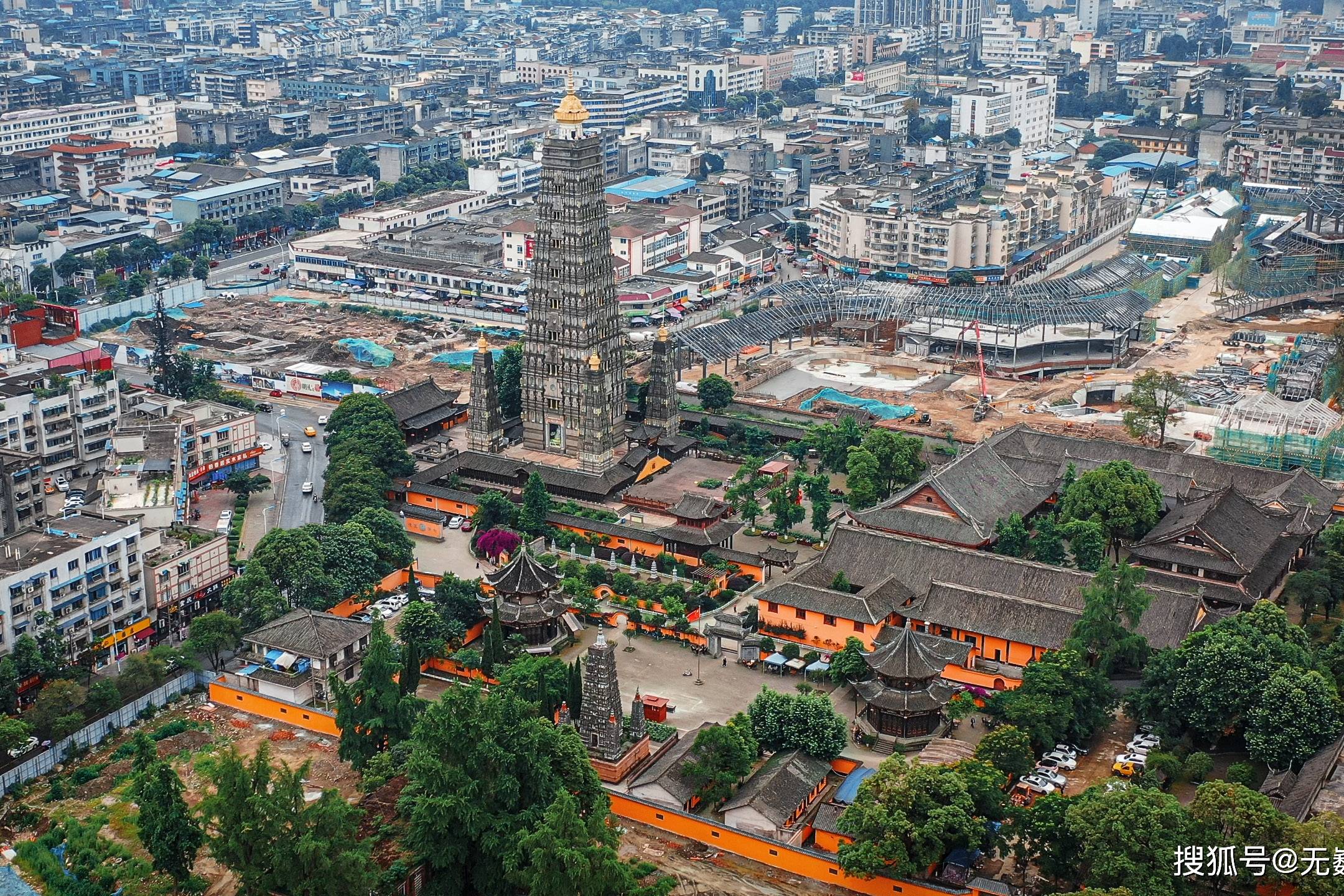 航拍龙兴宝塔天彭第一奇仅存19座佛陀真身舍利塔之一