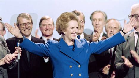英国首位最据影响力的女首相，苏联称之为铁娘子，任期在一人之下
