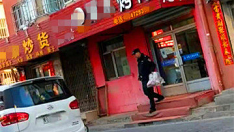 警察买烤鸭却遭恶意投诉，这次网友怒了！香港光头刘sir也发声了！