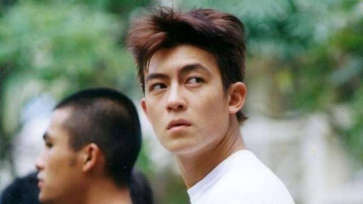 41岁摄影师罕晒全家福，你喜欢这样的女儿吗？