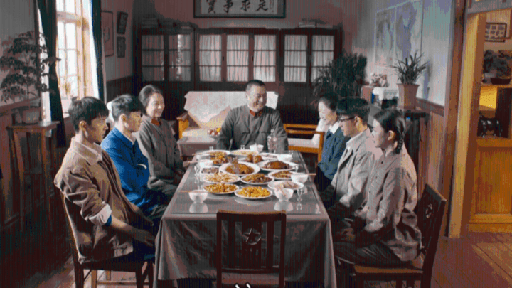 《梦中的那片海》中，肖战是最大的陪衬吗？