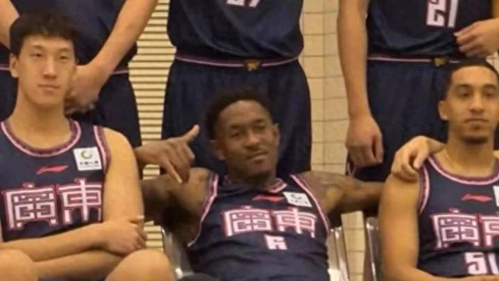 杜锋谈周琦伤病时开玩笑:他跟我说打辽宁就复出，你怎么看？