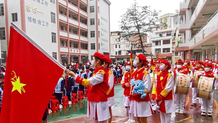 中小学校开学啦，你喜欢这个新学期吗？