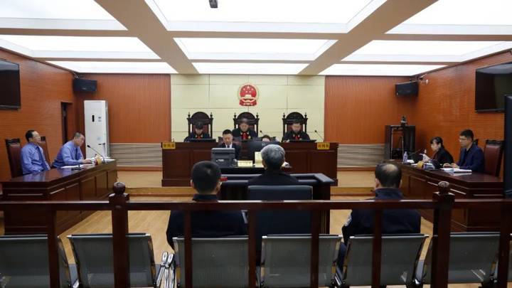 十年受贿9765万，孙国相认罪悔罪，你支持重判吗？