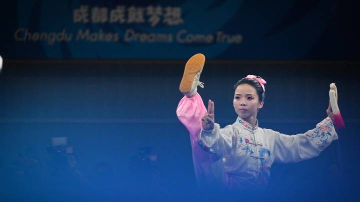 中国选手陈小丽获成都大运会女子太极剑项目金牌，是实至名归吗？