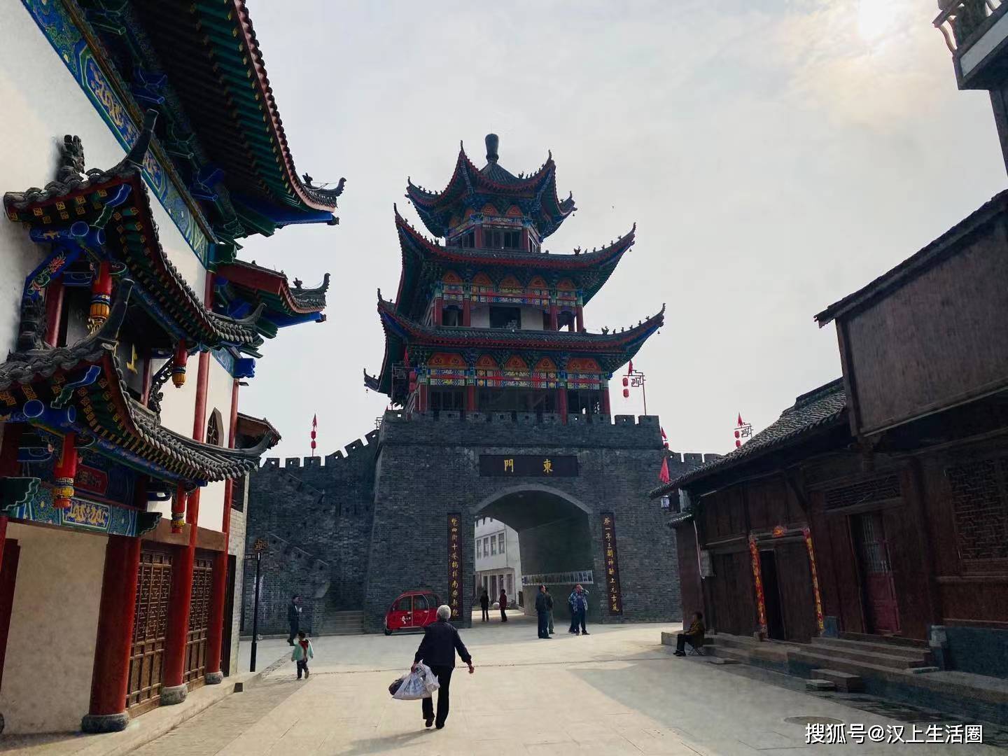 偷得浮生半日闲单骑逍遥追风去汉中城固上元观古镇买红豆腐