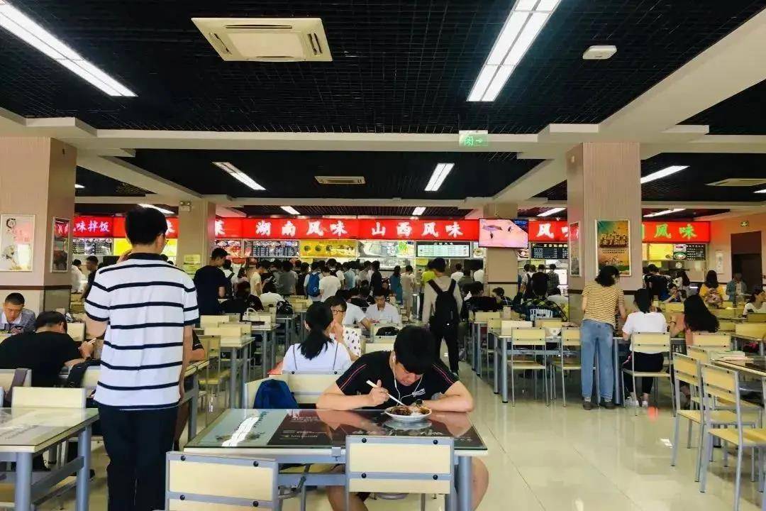 北方工业大学食堂图片