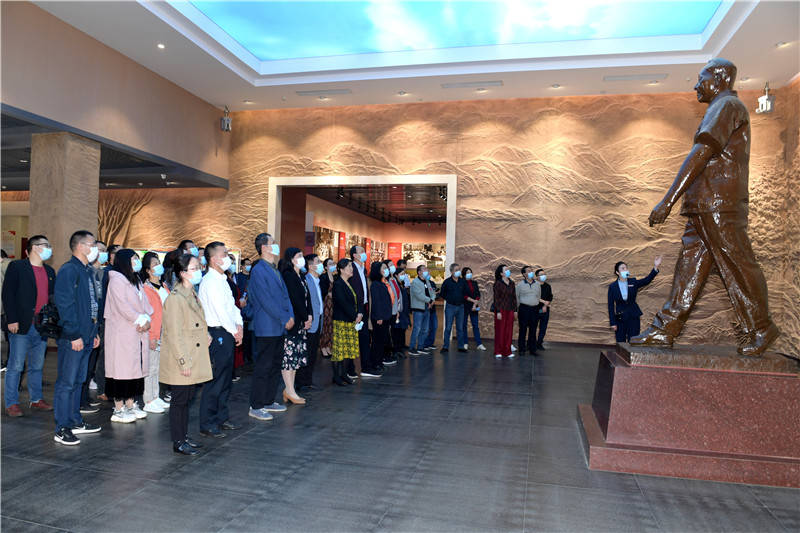 赓续精神血脉厚植为民情怀江西省档案馆推动党史教育务求实效走在前列